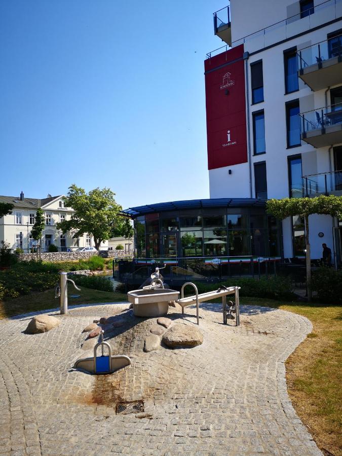 Albert-Inn-Glowe - Barrierefrei & 3 Schlafzimmer & Coworking & Strandkorb-Saisonal & Sauna Im Haus & Fahrraeder Exterior photo